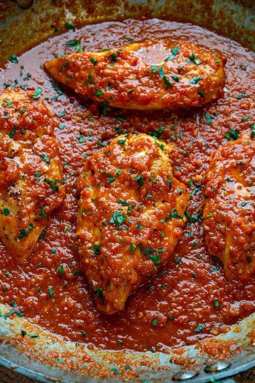 Chicken Breast with Roasted Red Pepper Sauce
