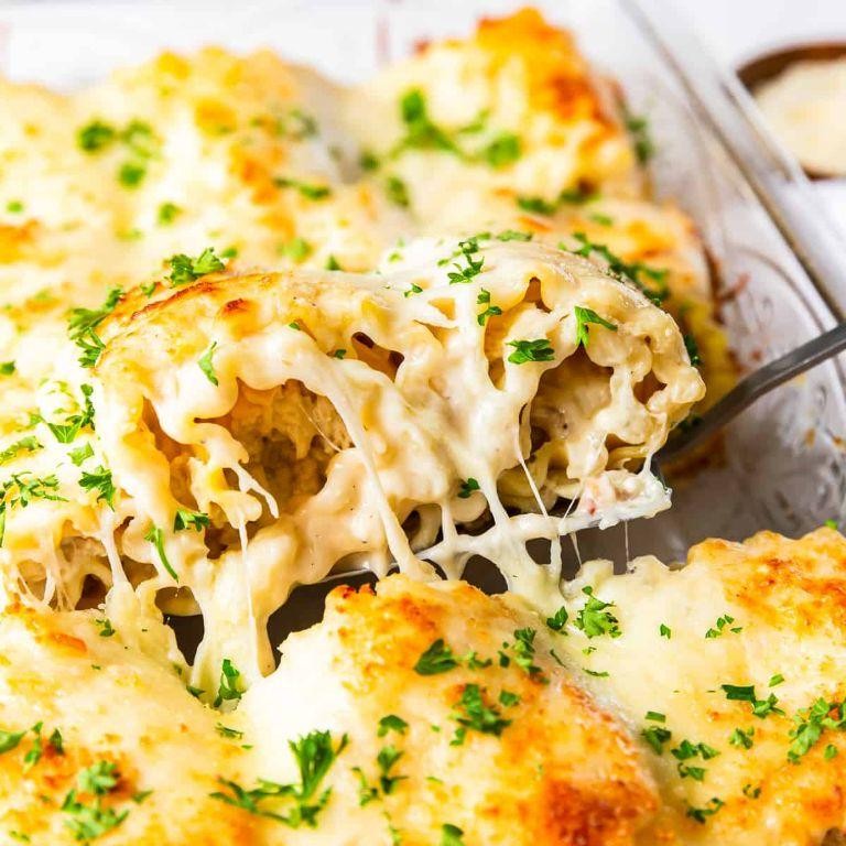 Chicken Lasagna Roll Ups