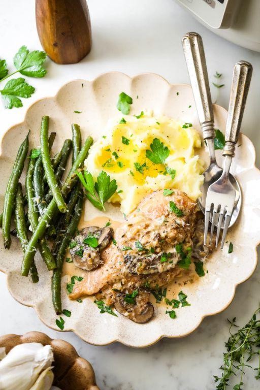 Chicken and Mushrooms with Green Beans Crock Pot Recipe
