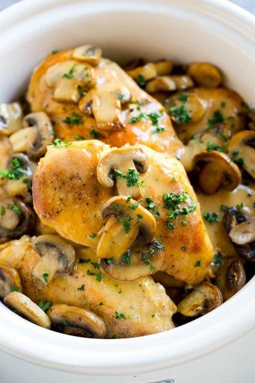 Chicken and Mushrooms with White Wine Sauce Crock Pot Recipe