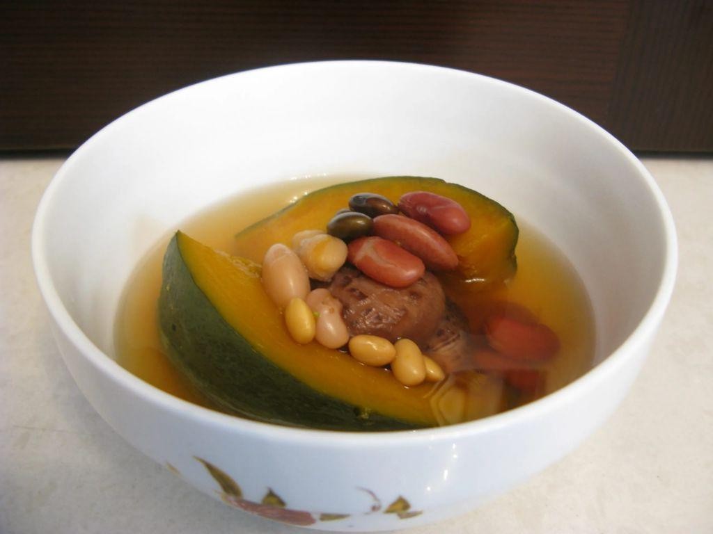 Chinese Pumpkin and Red Bean Soup