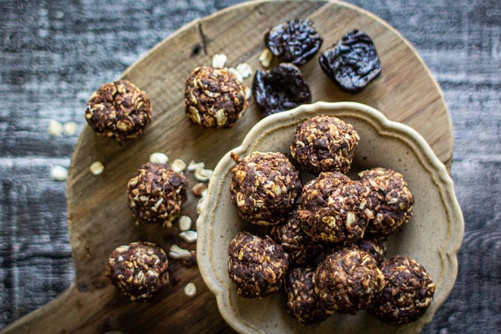 Chocolate Energy Balls