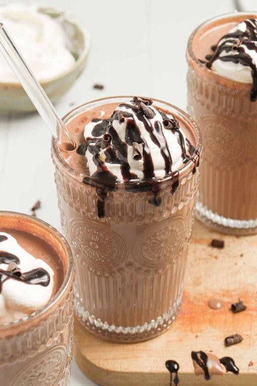 Chocolate Greek Yogurt Protein Smoothie