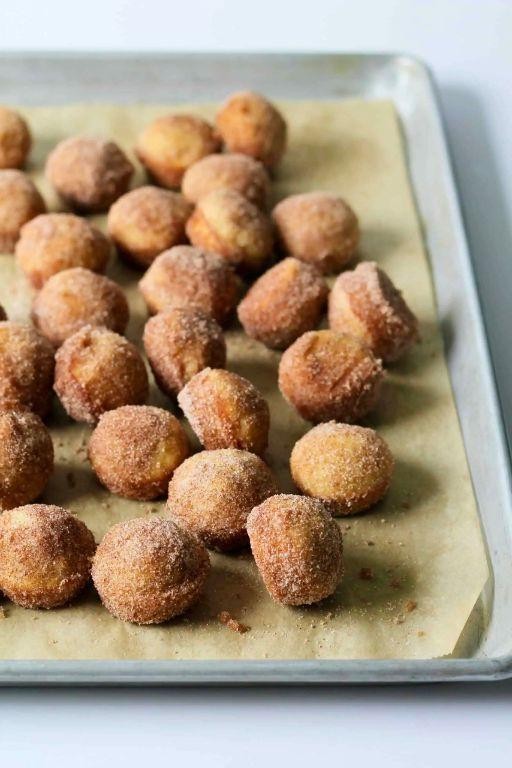 Cinnamon Sugar Dusted Munchkins