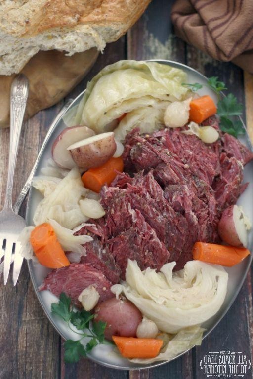 Classic Corn Beef and Cabbage Slow Cooker Delight