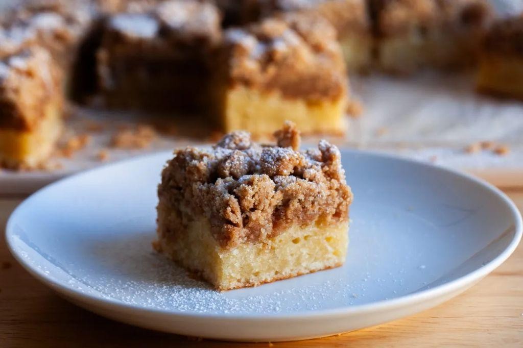 Classic New York Crumb Cake