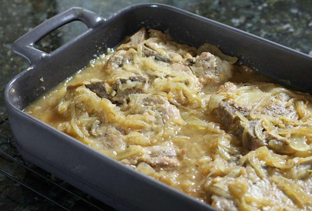 Classic Pork Chop and Sauerkraut Bake