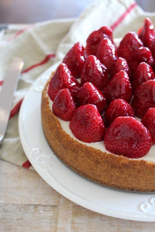 Classic Strawberry Cheesecake