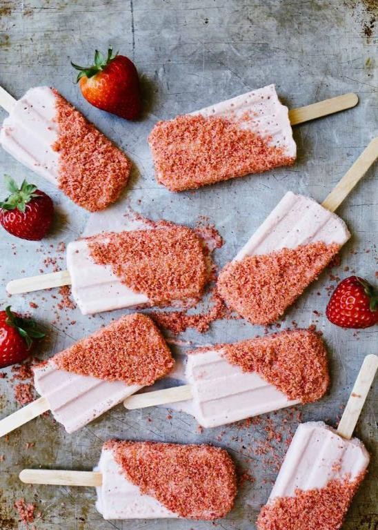 Classic Strawberry Popsicles