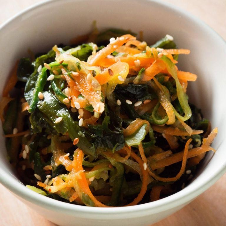 Classic Wakame Seaweed Salad with Cucumber and Carrot