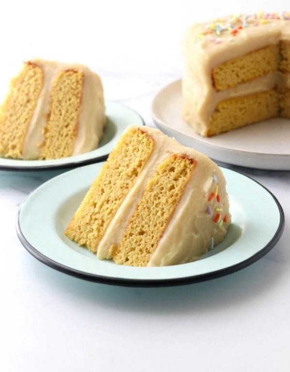 Coconut Flour Vanilla Cake
