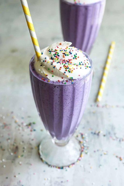 Cookies and Cream Grimace Shake