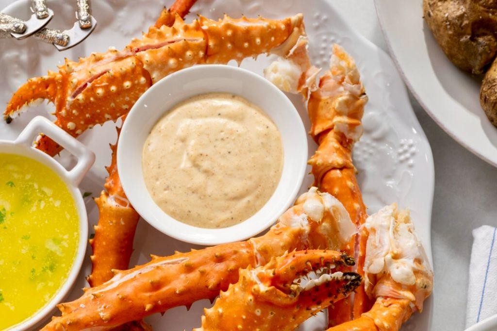 Crab Legs with Mustard Sauce