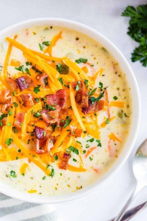 Creamy Chicken and Cheese Soup
