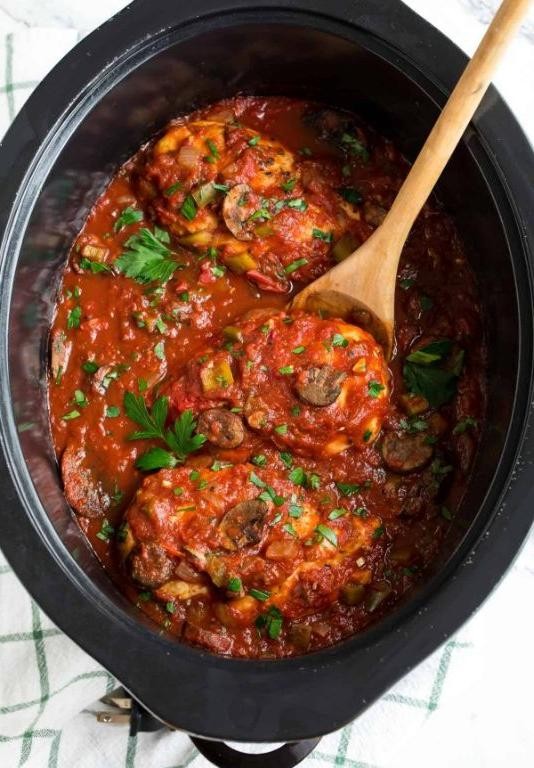 Crock Pot Chicken Legs in Tomato Basil Sauce