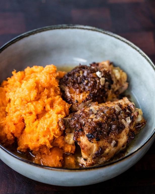 Crock Pot Chicken Legs with Sweet Potatoes