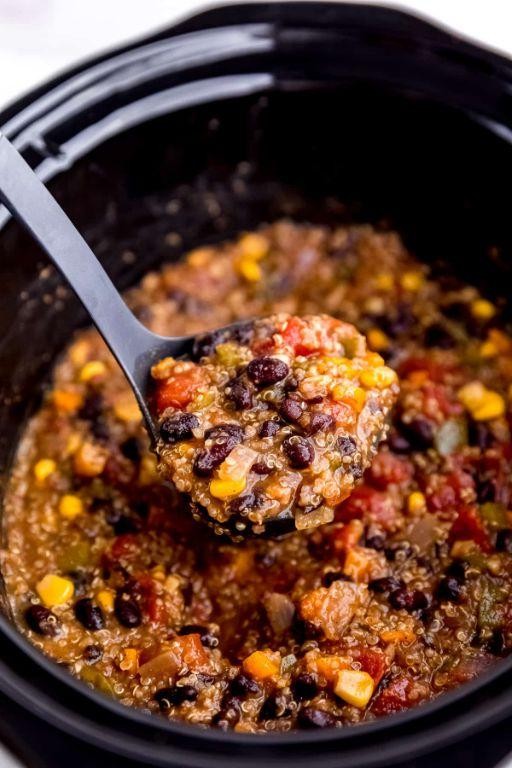 Crock Pot Quinoa and Black Bean Chili