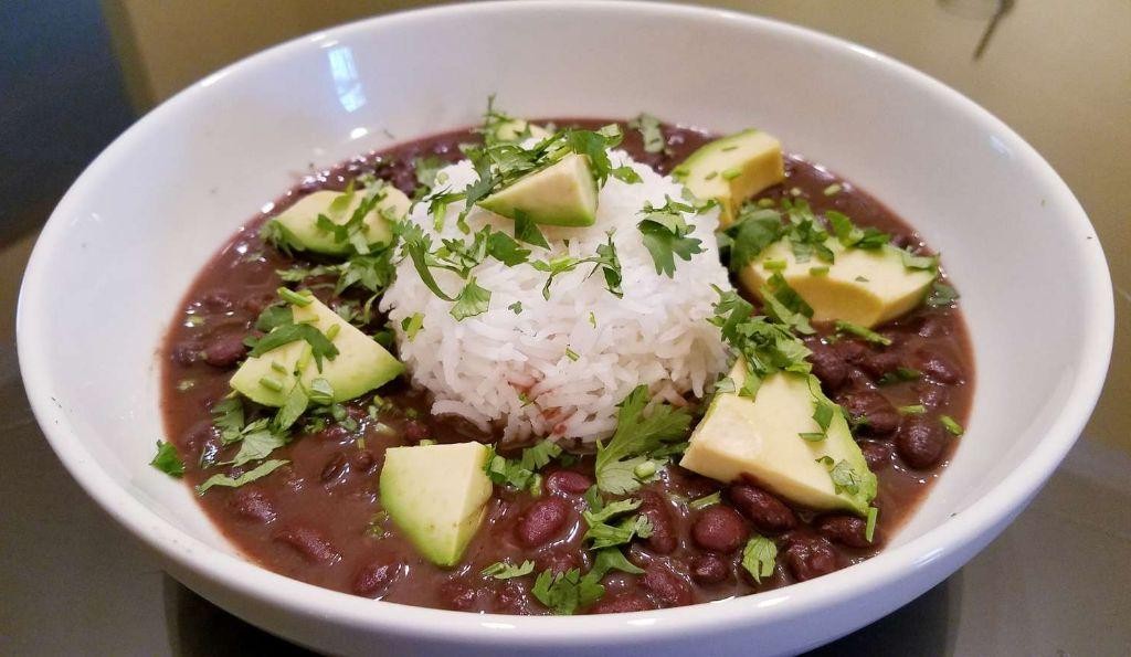 Crock Pot Spicy Black Bean Soup