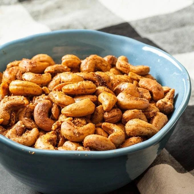 Curry Roasted Cashews