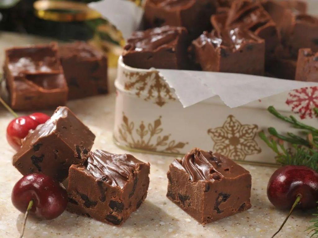 Dark Chocolate Cherry Fudge