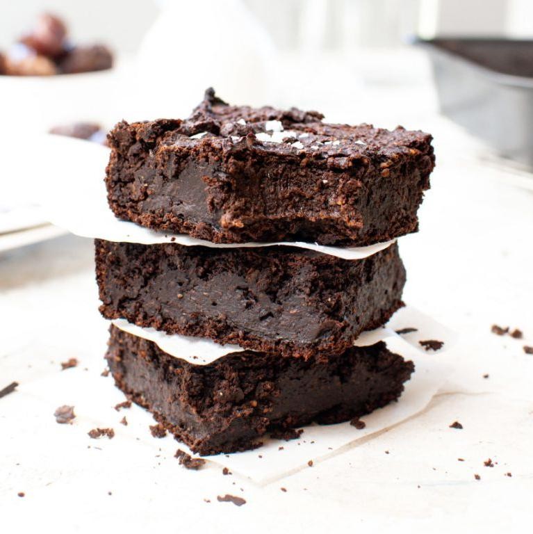 Date Sweetened Vegan Brownies