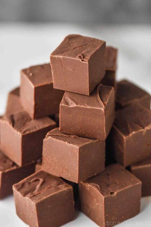 Easy Chocolate Fudge