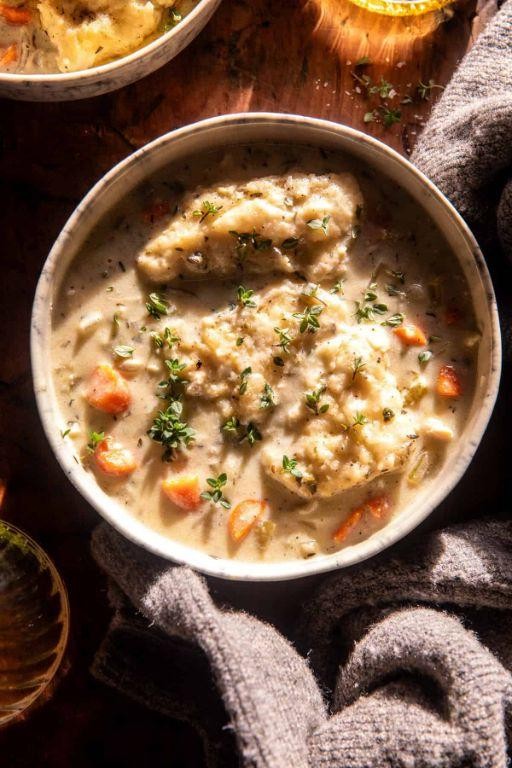 Easy Crockpot Chicken and Dumplings Soup