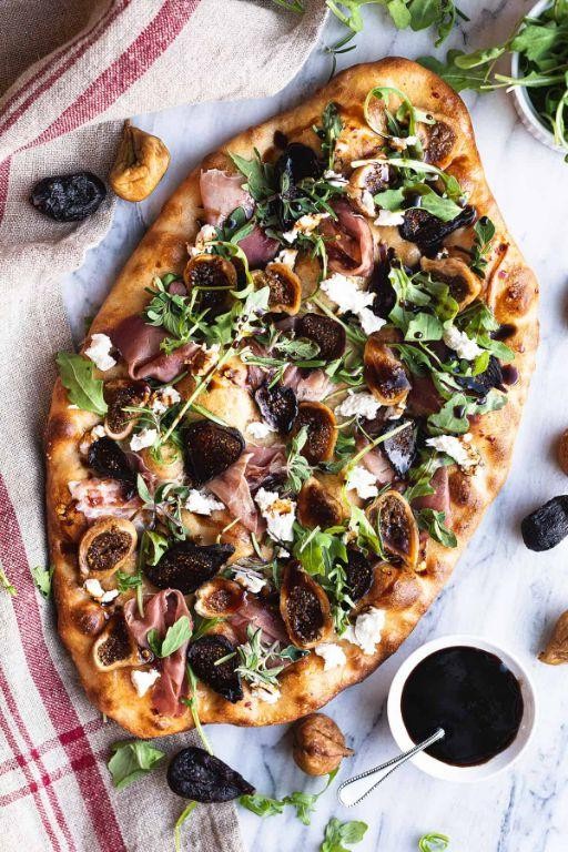 Fig and Arugula Flatbread with Balsamic Glaze