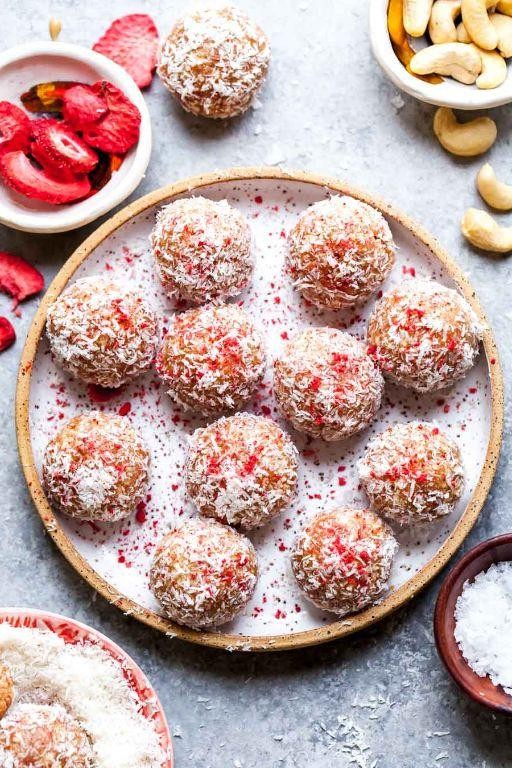 Freeze Dried Strawberries Energy Balls