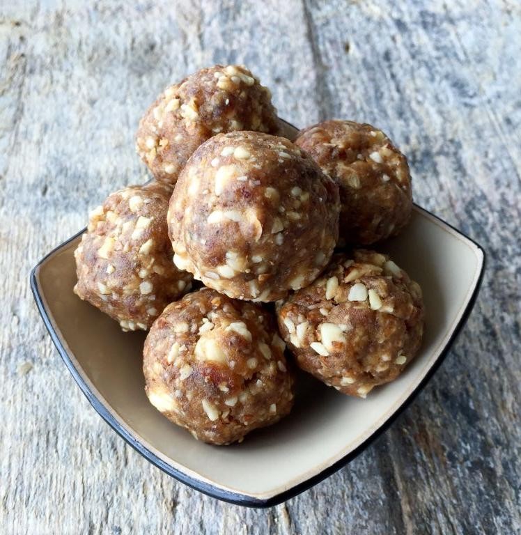 Fruit and Nut Peanut Butter Energy Bars