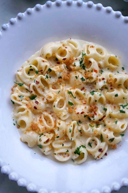 Garlic Butter Brie Pasta
