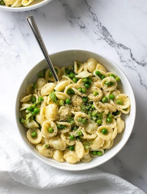 Garlic Butter Pasta with Peas and Parmesan