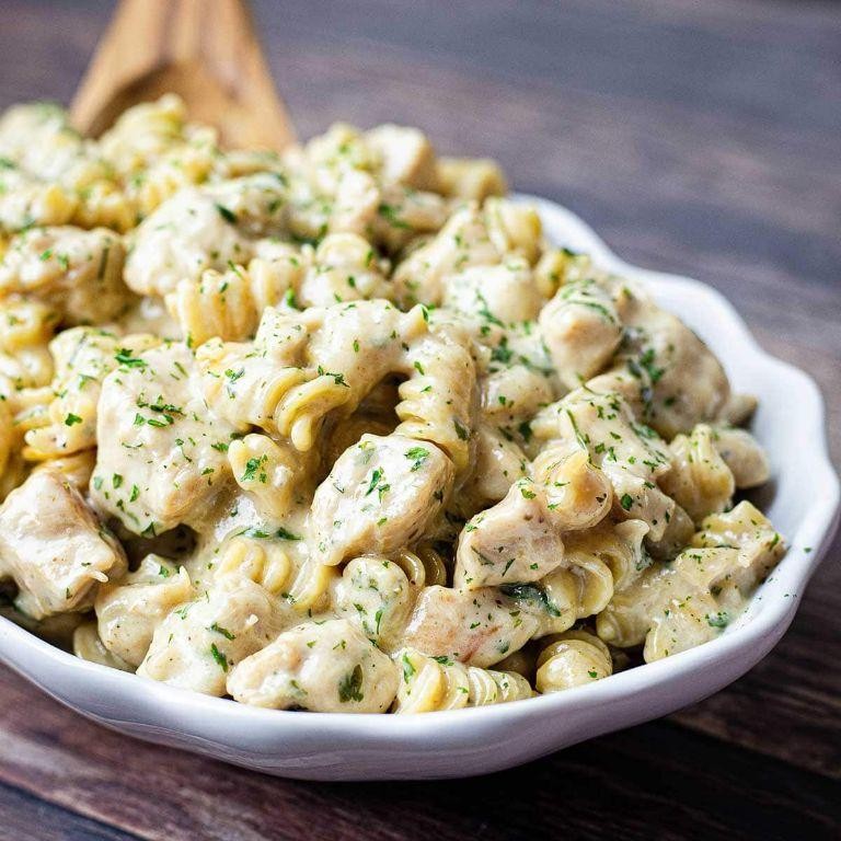 Garlic Parmesan Grilled Chicken Pasta