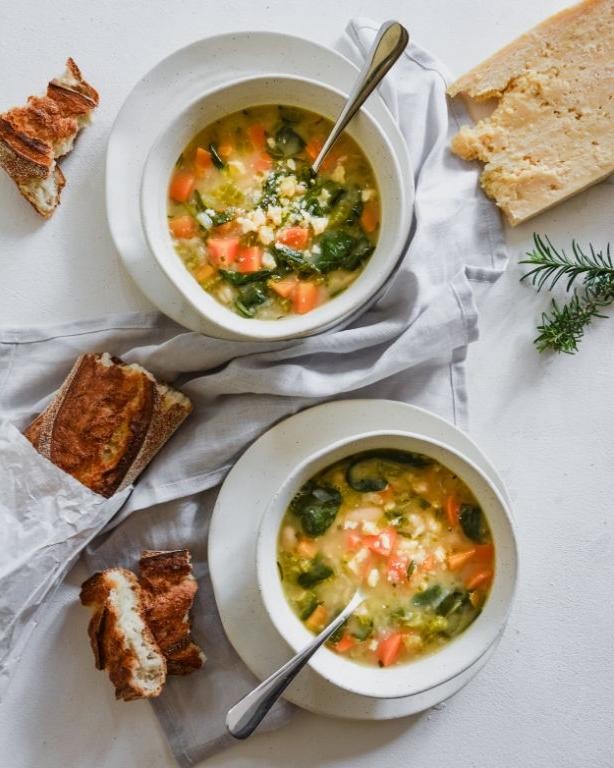 Garlic and Herb Mediterranean Soup