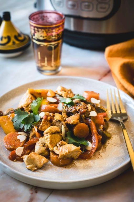 Ghallaba with Chicken and Almonds