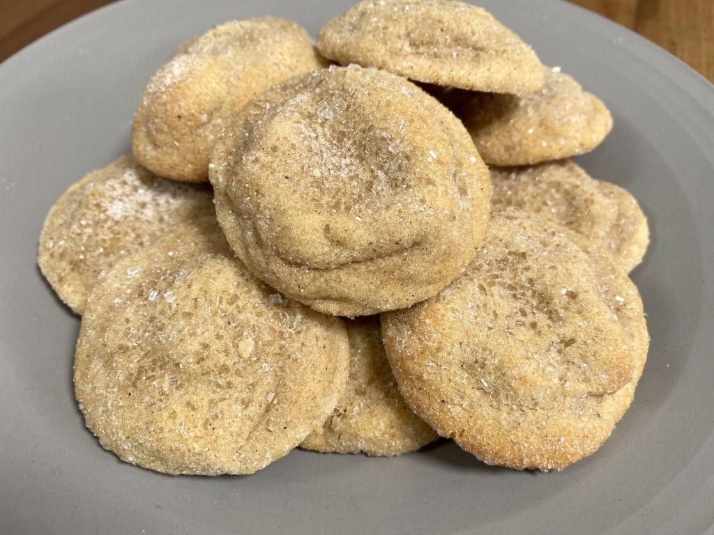 Ginger Snap Cookies with Black Pepper