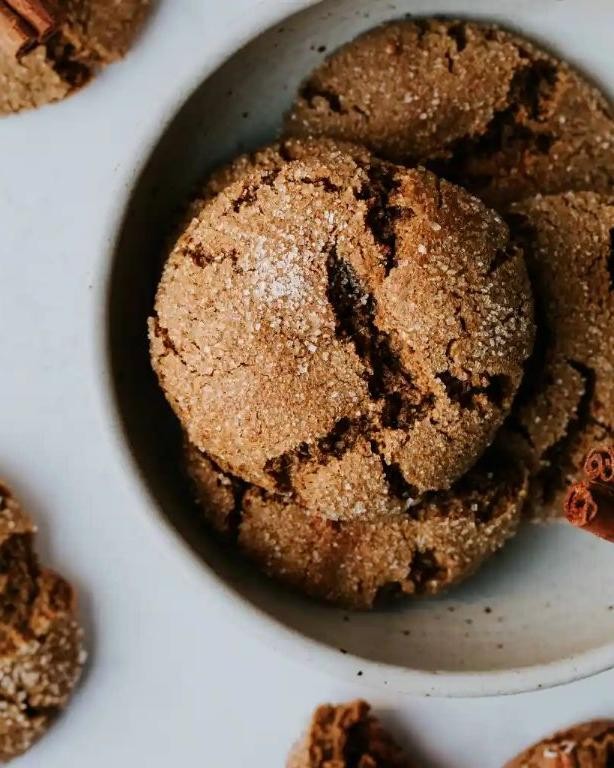 Ginger Snap Cookies with Coconut Sugar