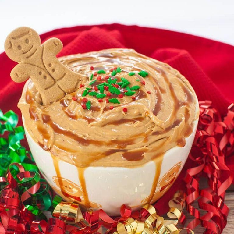 Gingerbread Cheesecake Dip