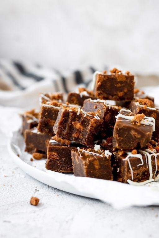Gingerbread Fudge with Molasses