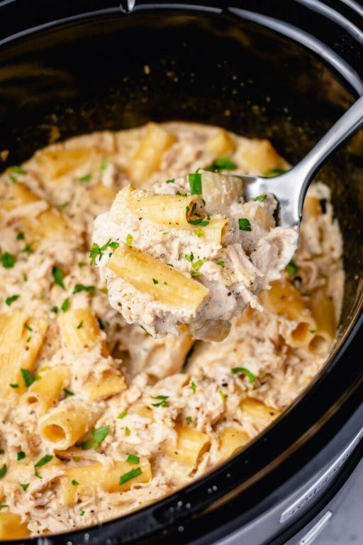 Gluten Free Crock Pot Chicken Alfredo