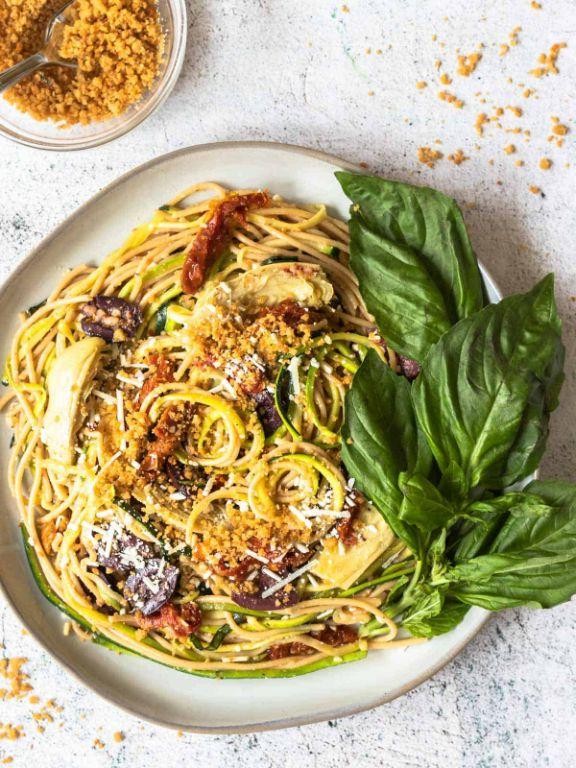Gluten Free Mediterranean Zucchini Noodles