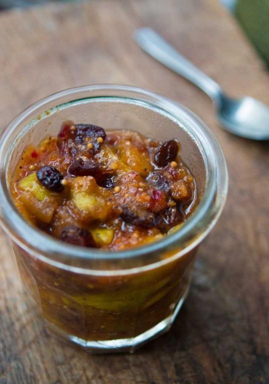 Green Fig Chutney