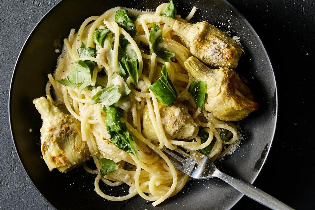 Green Spaghetti with Artichokes and Lemon