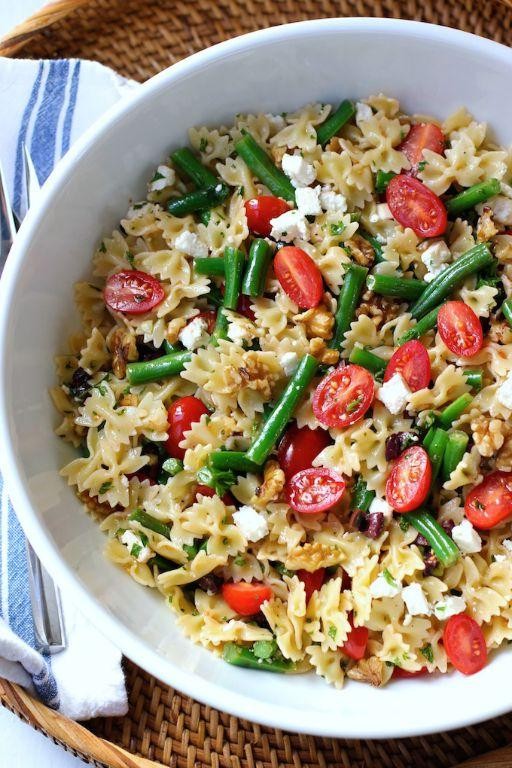 Green Spaghetti with Green Beans and Cherry Tomatoes