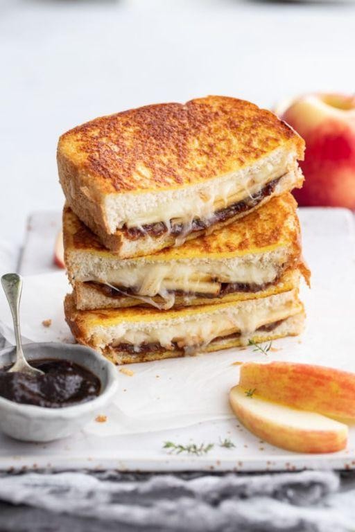 Grilled Cheese with Sparkling Apple Butter