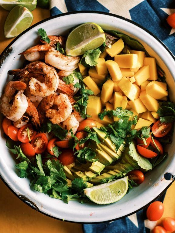 Grilled Shrimp and Mango Salad