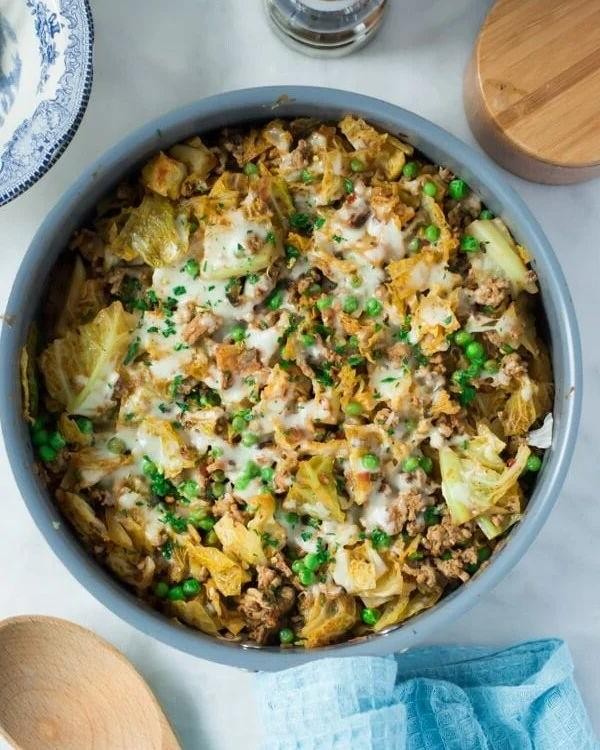 Ground Turkey Skillet with Cabbage and Carrots