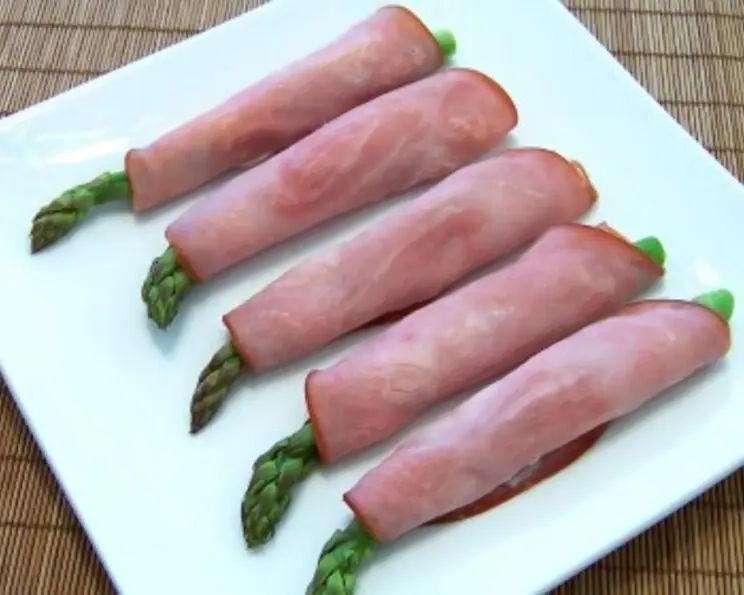Ham and Asparagus Roll Ups
