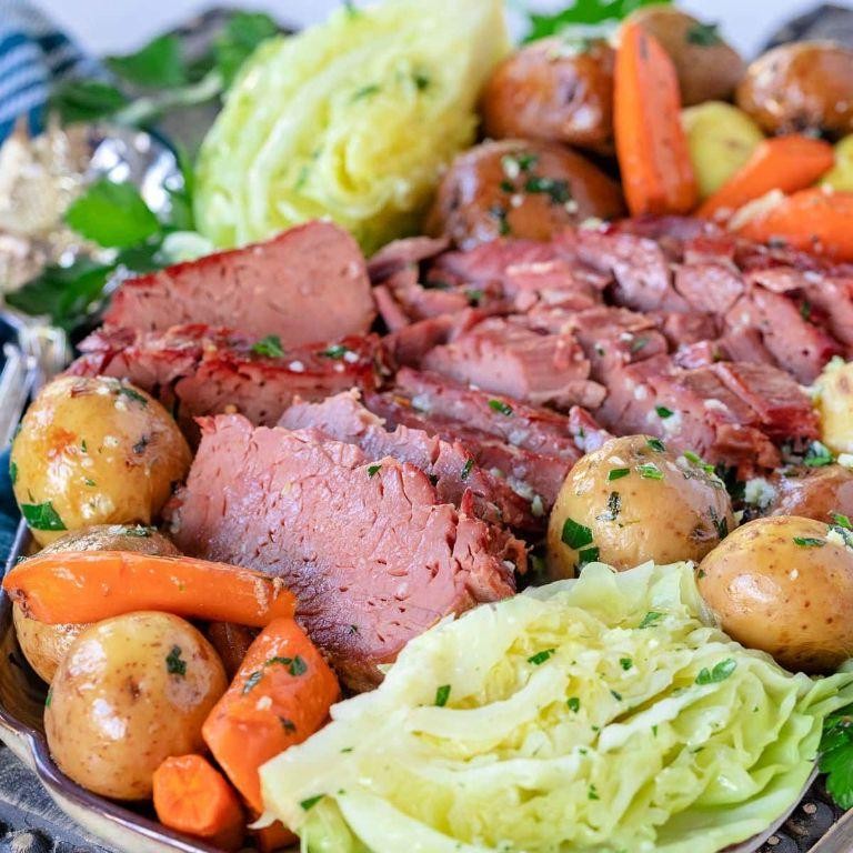 Herbed Corn Beef and Cabbage Crock Pot Recipe