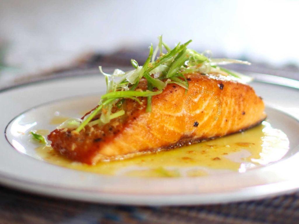 Hibachi Salmon with Lemon Butter Sauce